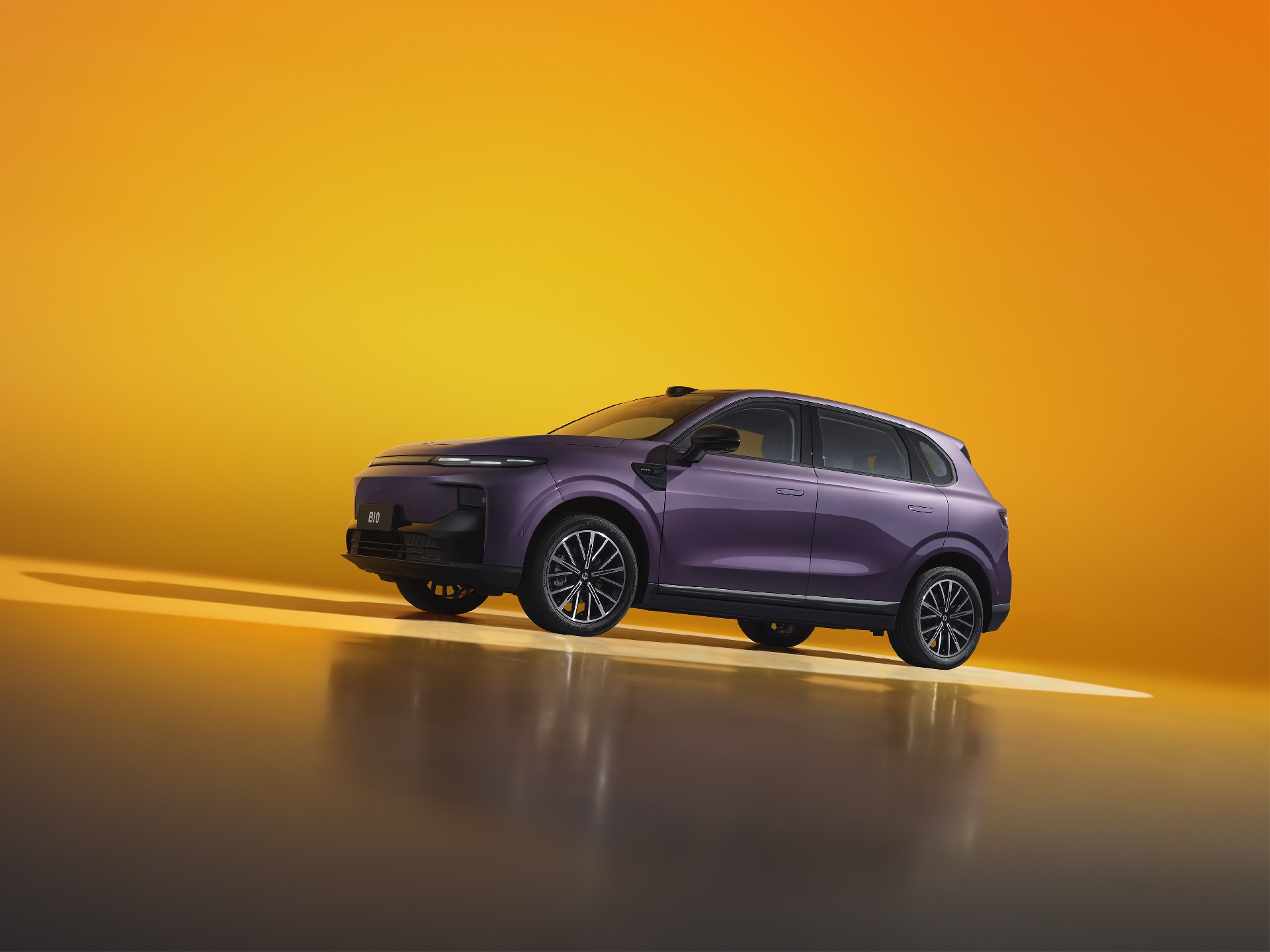 零跑汽車：新能源賽道上的 “成長(zhǎng)黑馬”